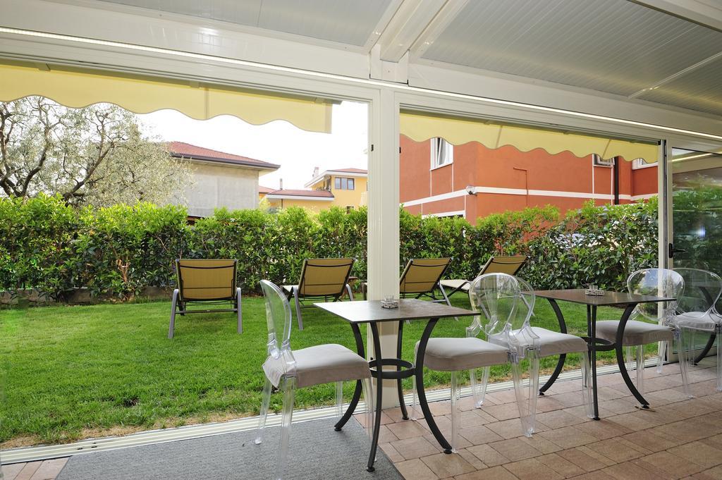 Eco Hotel Bonapace Torbole Sul Garda Ngoại thất bức ảnh